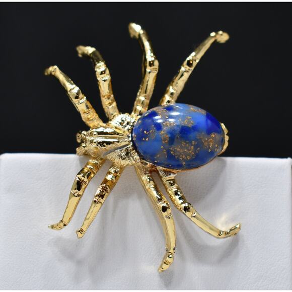 Spider Blue Glitter Lucite Brooch, Gold Plated, 1960s Vintage Brooch - Picture 2 of 10